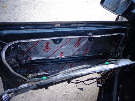 Тросик открывания двери — Volkswagen Passat B5, 1,8 л, 1997 года ...