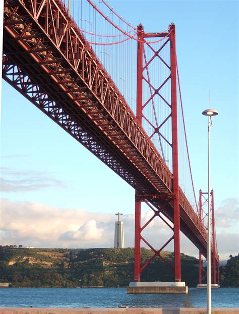 25 De Abril Bridge Wikipedia