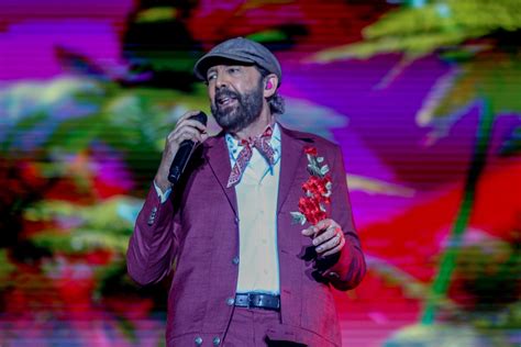 Juan Luis Guerra Talks About His New EP Radio Güira PS Celebrity