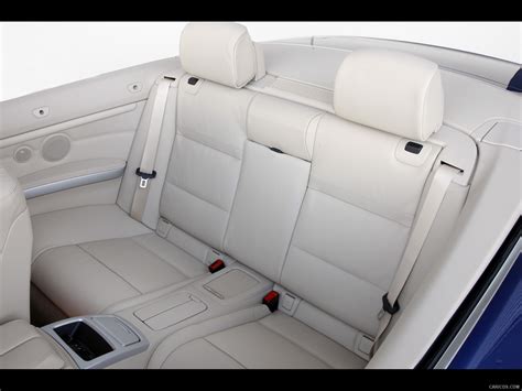 2011 BMW 3-Series Convertible - Interior Rear Seats View Photo | Caricos