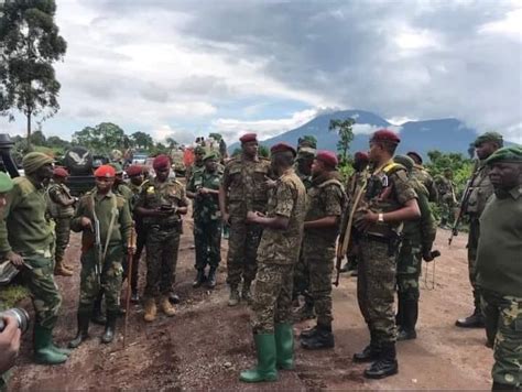 RDC Tirs d artillerie sur les positions rebelles du M23 Félix