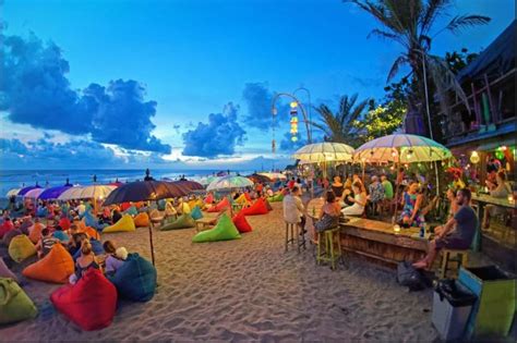 Pantai Sunset Di Bali Tempat Melihat Matahari Terbenam Terbaik