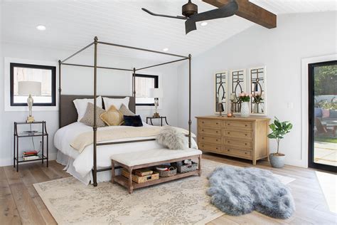 Houzz Tv A S Teardown Turns Bright And Airy Modern Farmhouse