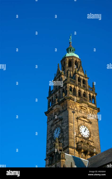 Sheffield town hall clock tower hi-res stock photography and images - Alamy