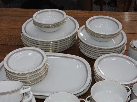 Lot A 60 Piece Arzberg Dinner Set Germany