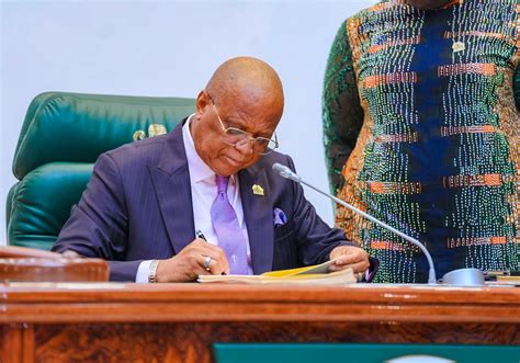 Akwa Ibom Governor Umo Eno Signs N955 Billion 2025 Budget Earmarks