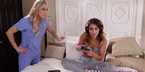 Lesbian Milf Gets Oral Video 2 Tnaflix