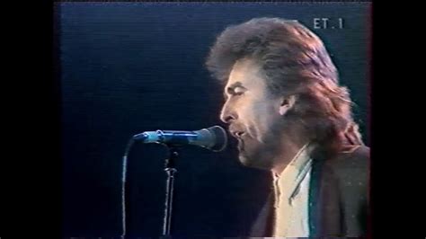 George Harrison While My Guitar Gently Weeps 1987 Youtube