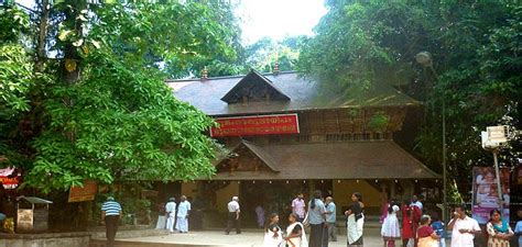 Mannarassala Temple Mannarassala Sree Nagaraja Temple Haripad- About ...