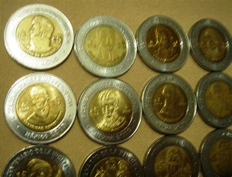 Monedas De 5 Pesos Bicentenario Y Centenario 15 00 En Mercado Libre