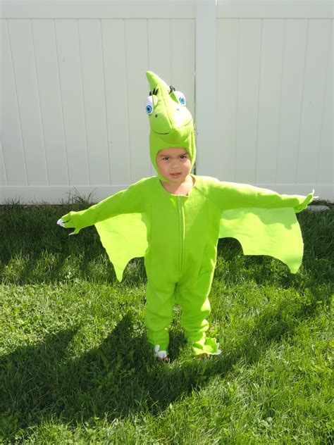 Dino Train 'Tiny' Costume Review with Dinosaur Train Book Giveaway!