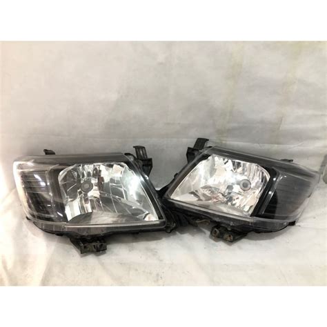 Par Farol Toyota Hilux SRV 2012 2013 2014 2015 Máscara Negra Original