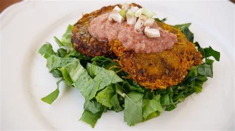 Pumpkin Burger Recipe With Mushroom Sauce - Fully Raw, Vegan