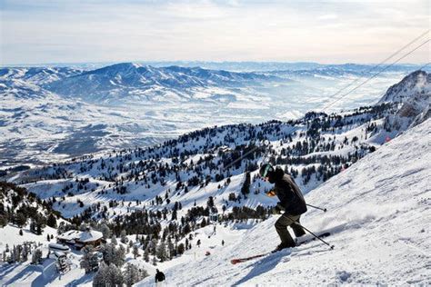 Utah Powder and Steeps, Without the Crowds - The New York Times