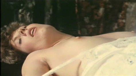 Naked Veronica Moser In Diamond Baby