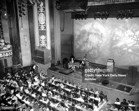 Fillmore East Photos And Premium High Res Pictures Getty Images