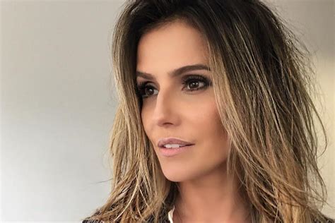 “Prefiro apanhar”, diz Deborah Secco sobre post envolvendo Bolsonaro ...