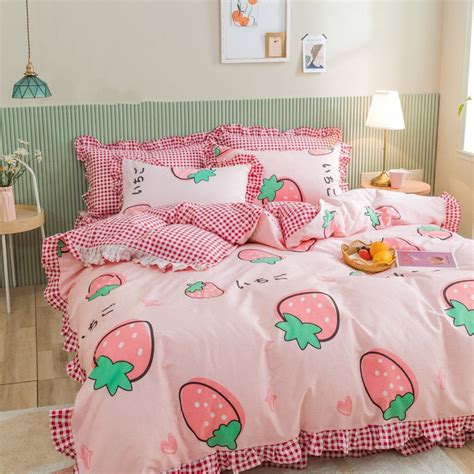 Fashion Strawberry Bedding Set Pn2370 Pennycrafts