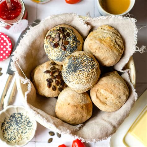 Sonntagsbrötchen selber backen einfaches über Nacht Rezept