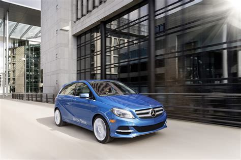 2014 Mercedes Benz B Class Ev Debuts At New York Show Autoevolution