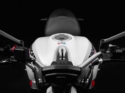 Ducati Monster 797 Resgata A Versatilidade Naked