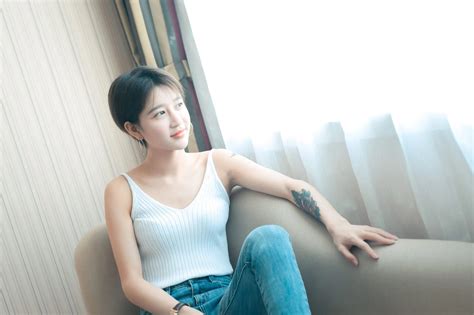 Hit x Hot 国模王琳私拍套图 Page