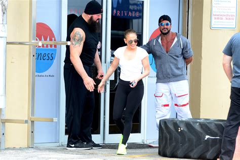 Jennifer Lopez 20 Hot Celebs Home