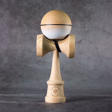 קנדמה NUDE MOJA לבן Kendama Israel