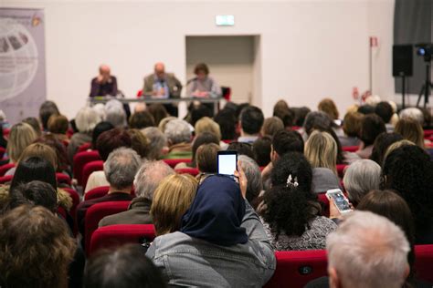 Parma Incontra Tahar Ben Jelloun Ai Bambini Bisogna Dire La Verit