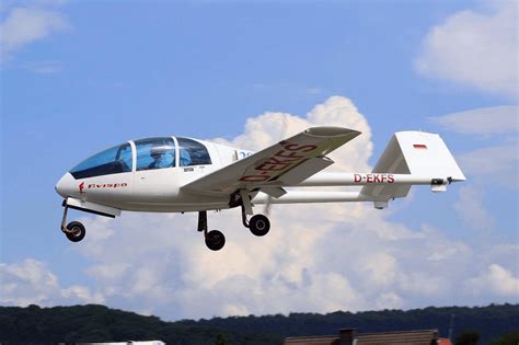 fs28 Avispa. A light aircraft designed and built by West German ...