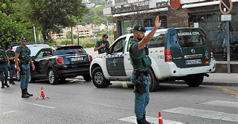 Sucesos En Mallorca Detenido Por Amenazar Con Un Cuchillo A La Pareja