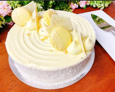 Pina Colada 12 Inch Sweet Infusion Cakes