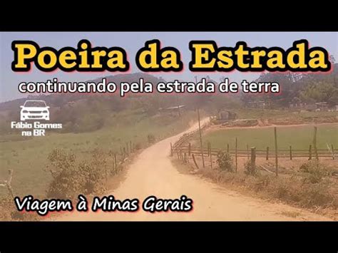 Poeira Da Estrada Continuando Pela Estrada De Terra Em Viagem De Volta