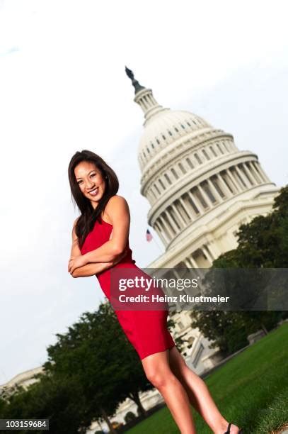 136 Michelle Kwan And Sports Illustrated Stock Photos High Res