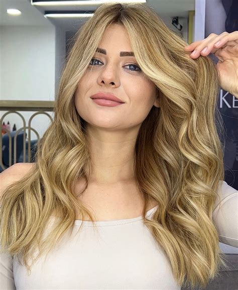 Loiro Nude A Tendência Discreta que Conquistou Corações janeiro