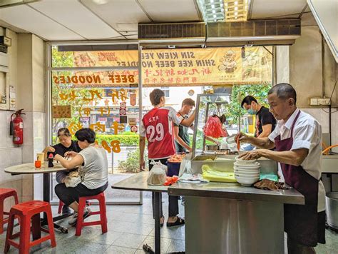 8 Food Places In Petaling Street For Cheap Eats Under RM15