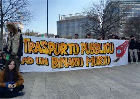 Marzo Il Ritorno In Piazza Di Fridays For Future Milanoinmovimento