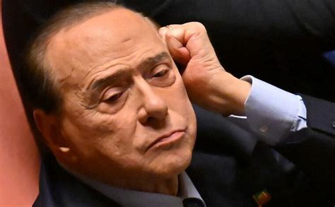 Italia El Ex Primer Ministro Berlusconi Tiene Leucemia E Infección