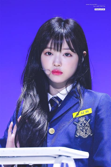 Oh My Girl Yooa 유아 Yoo Shia 유시아 At Everyday Miracle Fansign Event