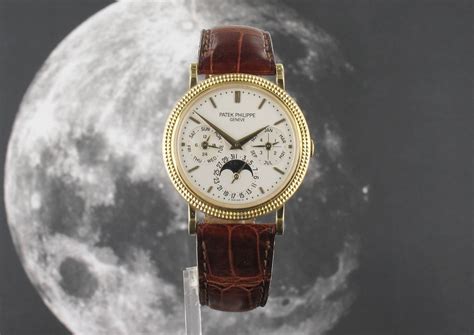 Watch Guru - Patek Philippe - Perpetual Calendar Moon Phase