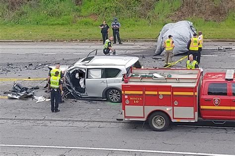 Update 21 Year Old Killed In Wreck On Tiny Town 2 Others Injured