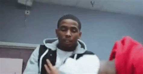 Pooh Shiesty Two Peace Signs Gifdb My XXX Hot Girl