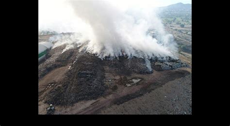 Suspenden clases en Hidalgo por nube tóxica de incendio en basurero