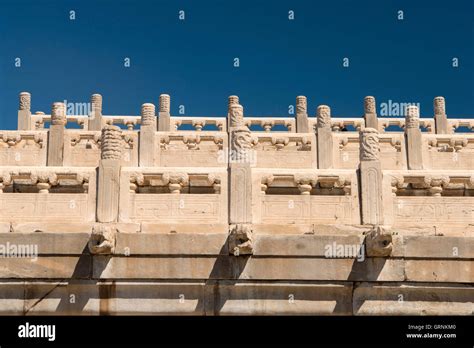 Dragon Head Forbidden City Beijing Hi Res Stock Photography And Images