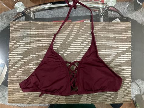 Maroon Bikini Top Women S Fashion Swimwear Bikinis Swimsuits On Carousell