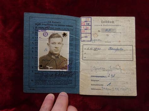 Soldbuch Obergefreiter Luftwaffe Souvenirs Historiques Et Militaires