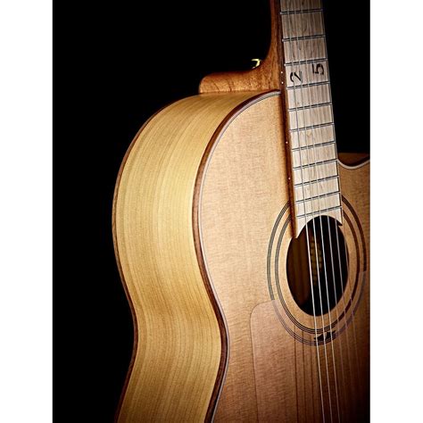 Ortega Rce Sn Th Klassikgitarre Mit Cutaway Und Tonabnehmer Musik