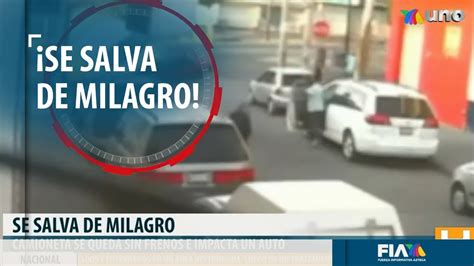 Se Salva De Milagro Camioneta Se Queda Sin Frenos Y Deja DESHECHO Un