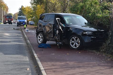 Wypadek Na Ulicy Wierzbowej W Pleszewie Jechali Do Szpitala Bo