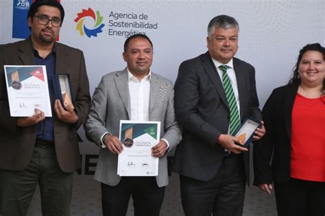 CESFAM LIMACHE VIEJO ES RECONOCIDO CON EL SELLO DE EXCELENCIA